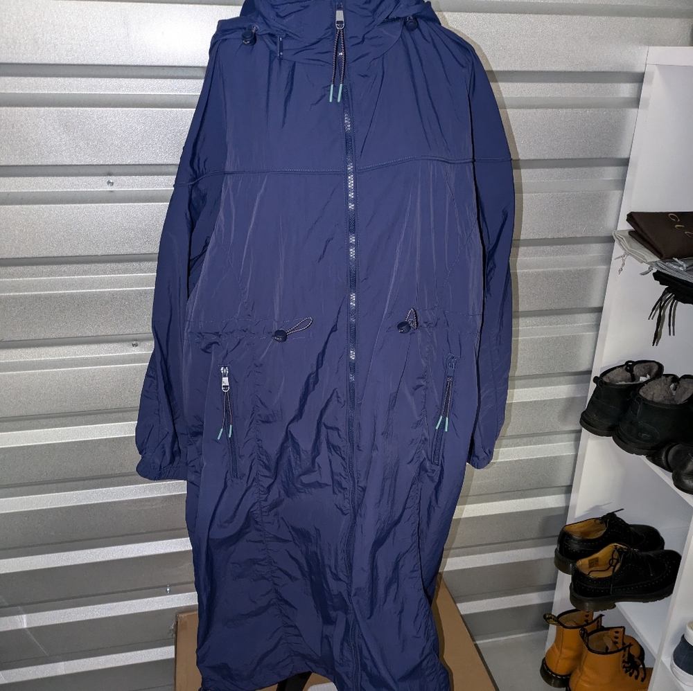 Long XL Light Weight Rain Jacket/ Coat